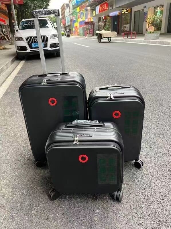 Universal Wheel Spinner Luggage Case Traveling Suitcase For Carry Ons With Laptop Bag