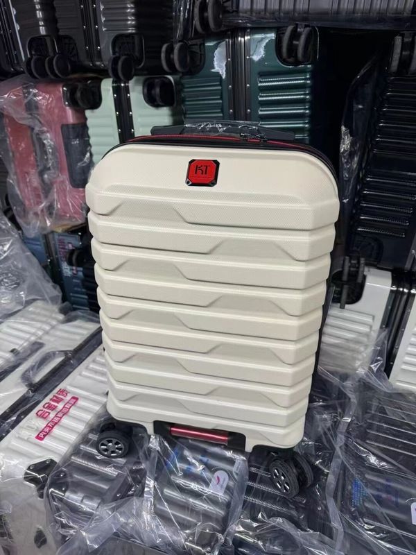 Luggage Suitcase Factory Wholesale PP Unisex Style Spinner Lock Colorful Material Gender
