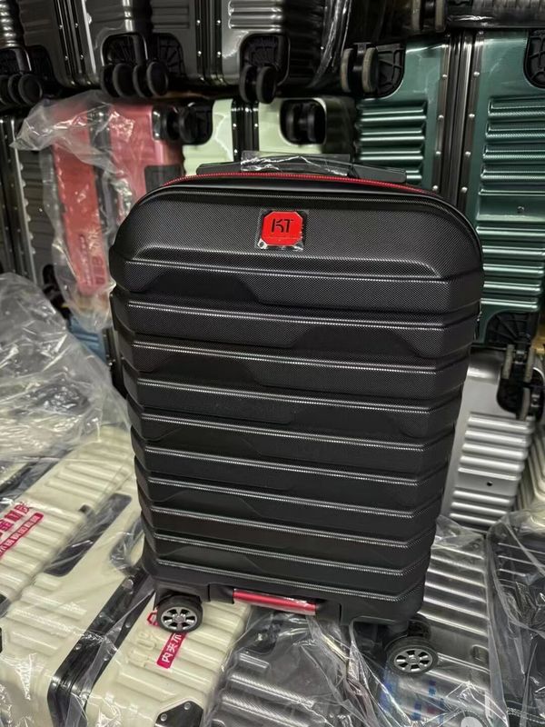 Luggage Suitcase Factory Wholesale PP Unisex Style Spinner Lock Colorful Material Gender
