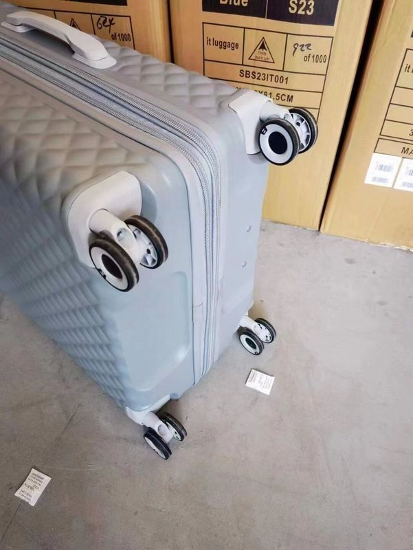 Wholesale Cheap Large Durable Luxury Hard PP Carry-On Trolley Suitcases Travelling Bags Luggage Sets