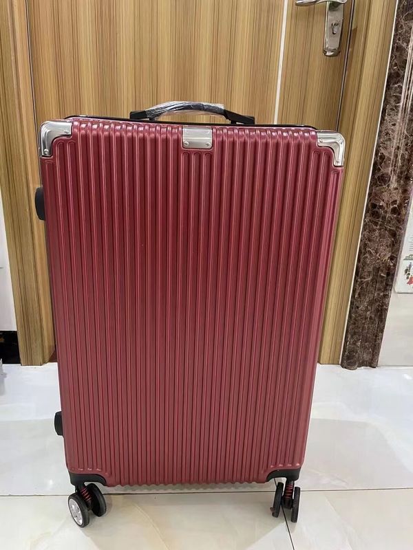 Wholesale Case Suitcase Travel Luggage Set For Outdoors Custom Printed Logo 26