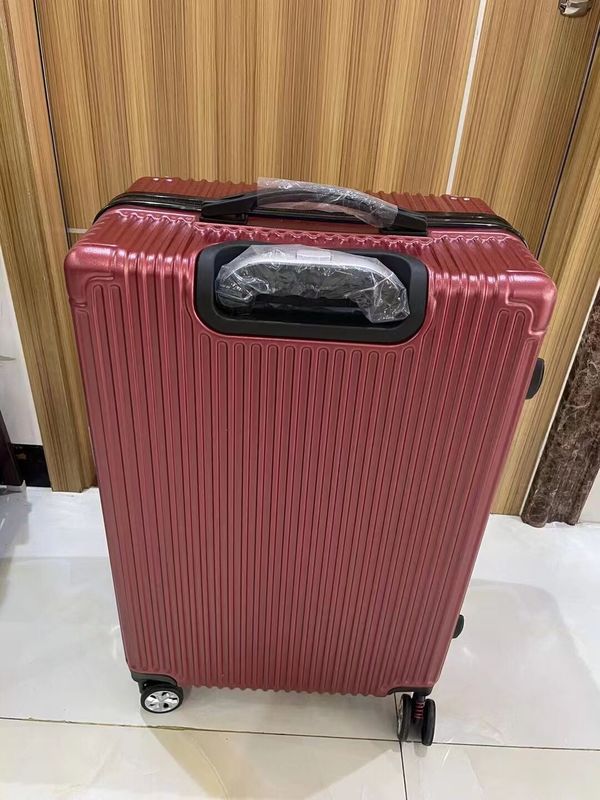 Wholesale Case Suitcase Travel Luggage Set For Outdoors Custom Printed Logo 26
