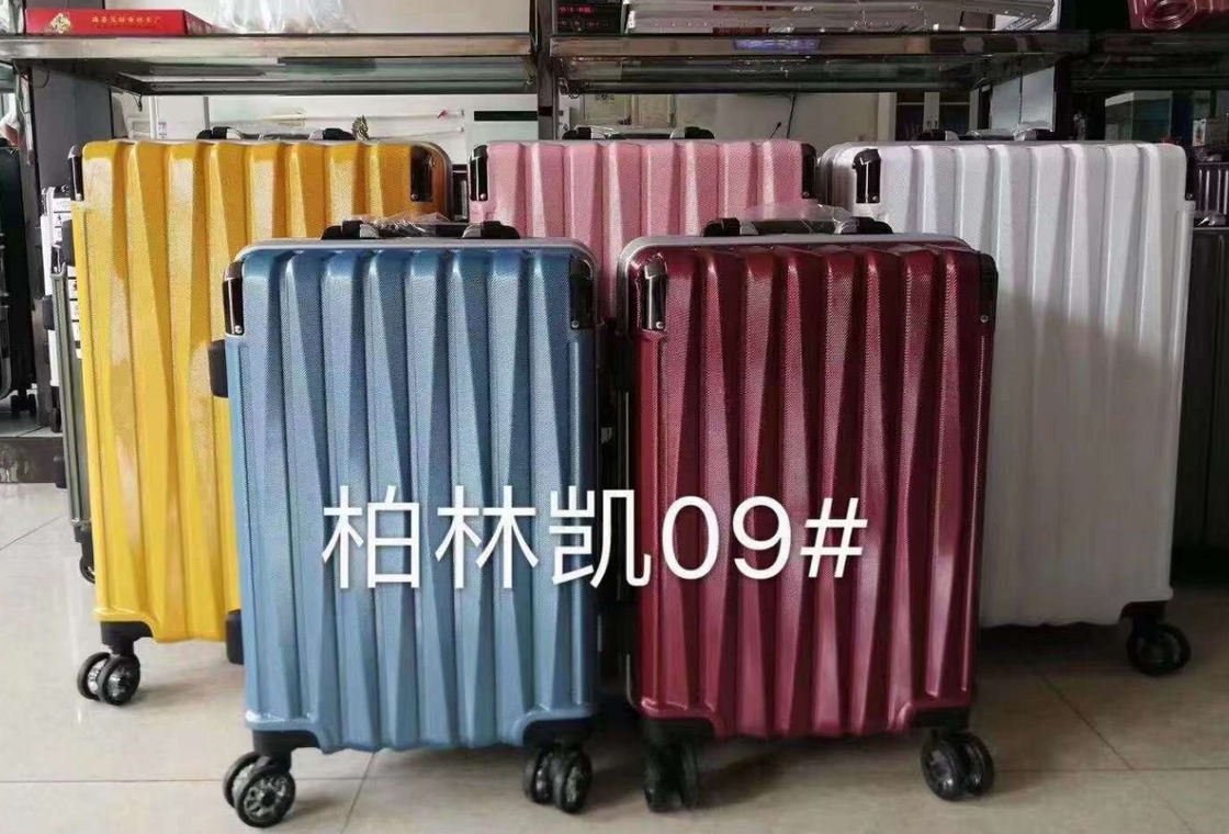 Hot Selling All-Aluminium Travel Luggage Upright Aluminium Boarding Case Scratch-Resistant Carbon Fibre Luggage