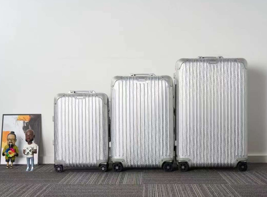 New Fashion Lightweight Luggage Trolley Suitcase 20 26 30 Travel Luggage ABS Durable Carry-On Luggage With 4 Wheels