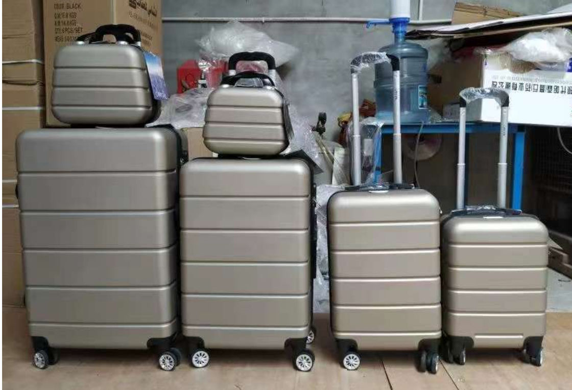 Chinese Factory Carry On Traveling Luggages 3 Suitcases Trolley Set Multifunctional Tsa Lock Universal Wheel Luggage Set
