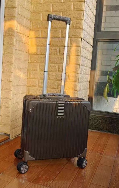 New Designer Luggage Good Quality Scratch Proof Trolley Suitcase Business Computer Luggage Aluminum Frame Suitcase