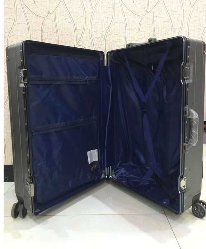 Luggage Carry On Luggage Suitcases Sets Custom Suitcase Hot Sale Aluminum 28 Inch Spinner Unisex