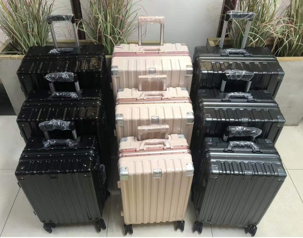 New Arrivals Carry On Luggage Hard Shell Travel Trolley 4 Spinner Wheels Lightweight Suitcase With TSA Lock