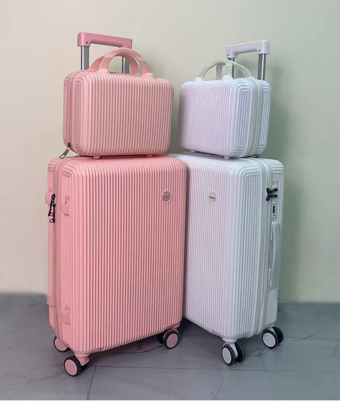 Wholesale Customized New Design High Quality Lightweight Pc Luggage Trolley Travel Luggage Suitcases Set