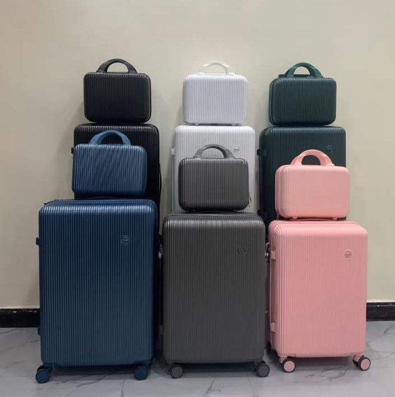 Zipper Frame USB Port Luggage Sets With Cup Holder Trolley Travel Bag High Quality ABS Luggage Suitcase